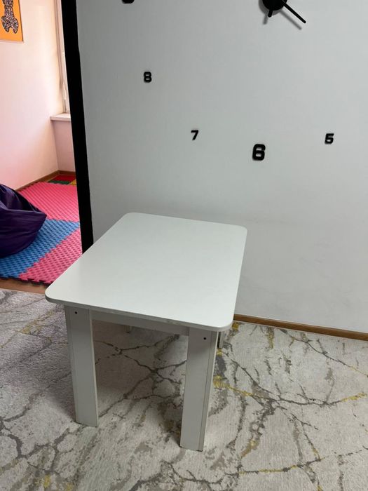 Детский стол и стульчики