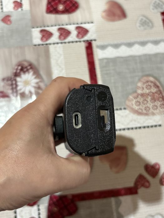 Motorola DP1400 VHF Statie Portabila cu incarcare USB-C