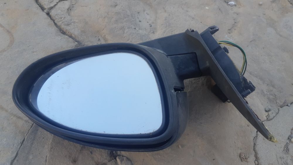 Боковые зеркало Ваз- 2115.