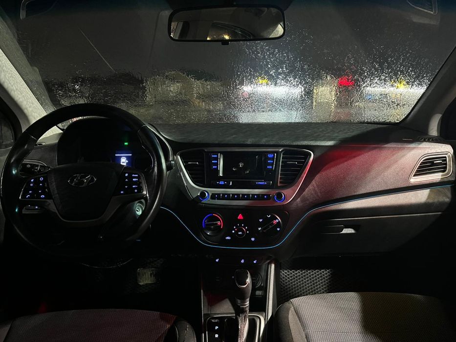 Hyundai accent 2019