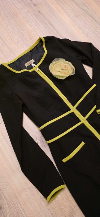 Елегантна черна рокля