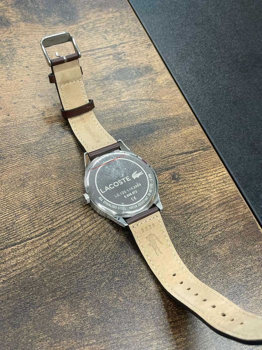 Часовник Lacoste