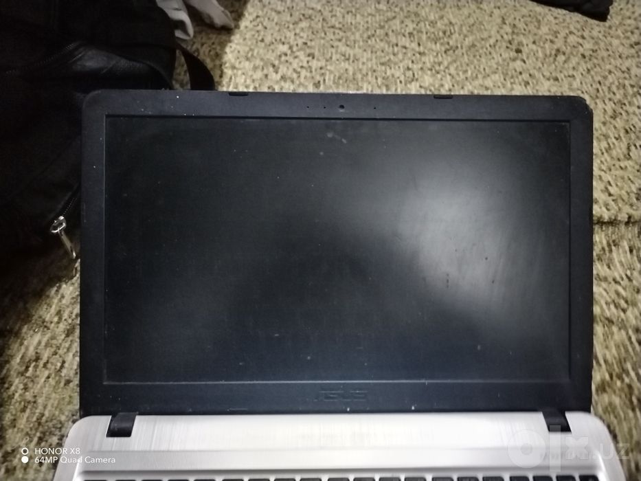 Noutbuk Asus 2022-yil