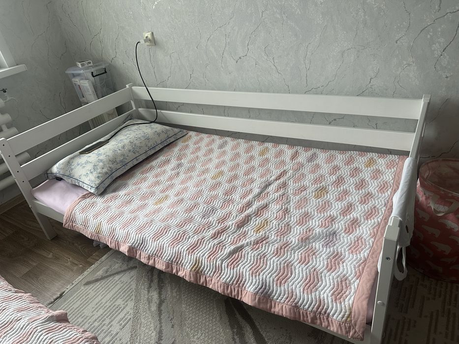 Продам детский кровати