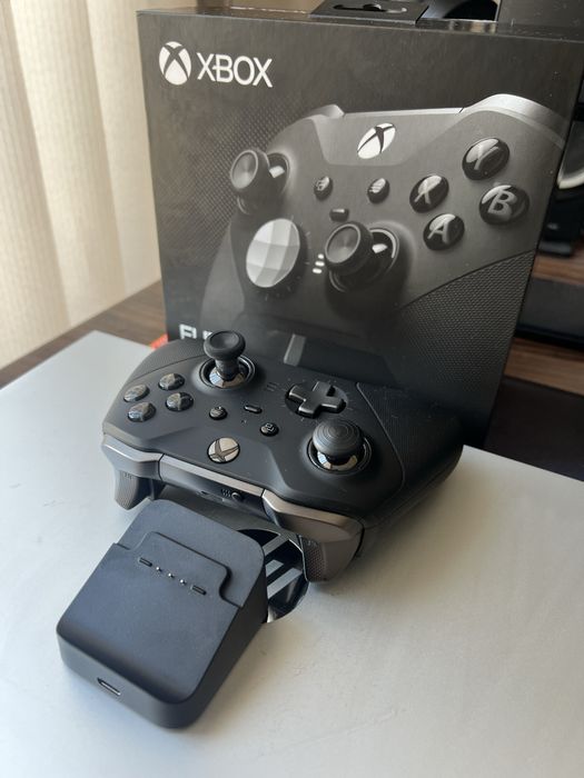 Xbox Elite Series 2 – Пълен комплект, много запазен