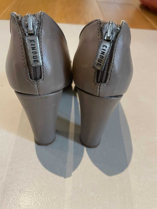 Pantofi piele CINQUE - marimea 37