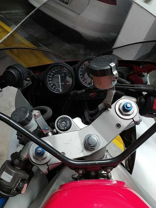 Vand Yamaha YZF 750R