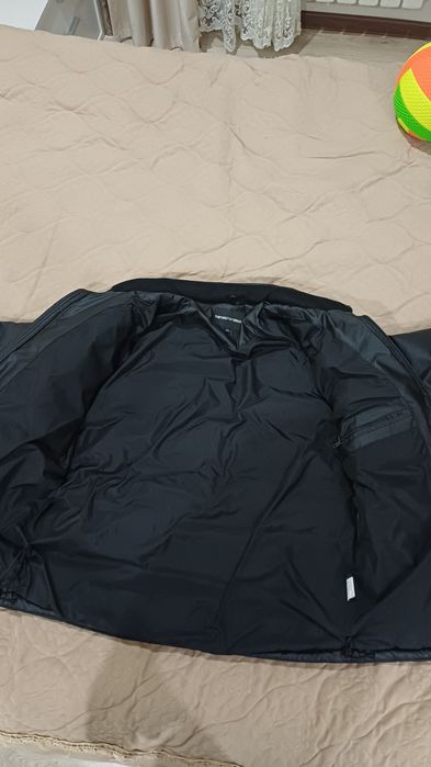 Продам куртку зимнию