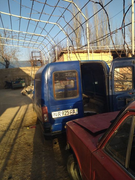 Ford motor sotiladi yoqilgʻi dezil 1.8