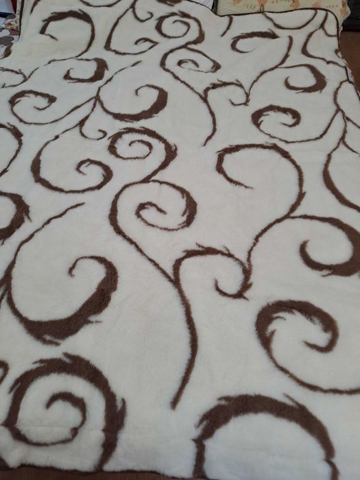 Vând pătura din lana naturală