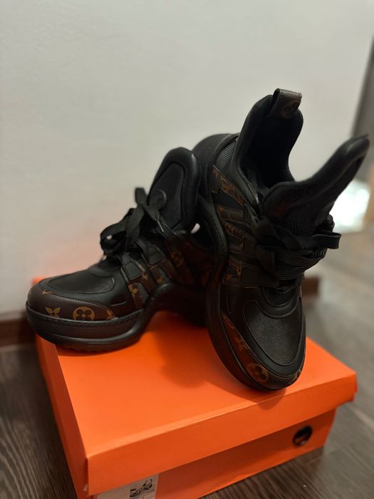 Adidași louis vuitton