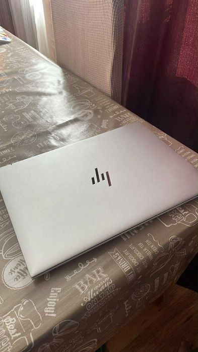 Лаптоп HP EliteBook 860 G11 16"