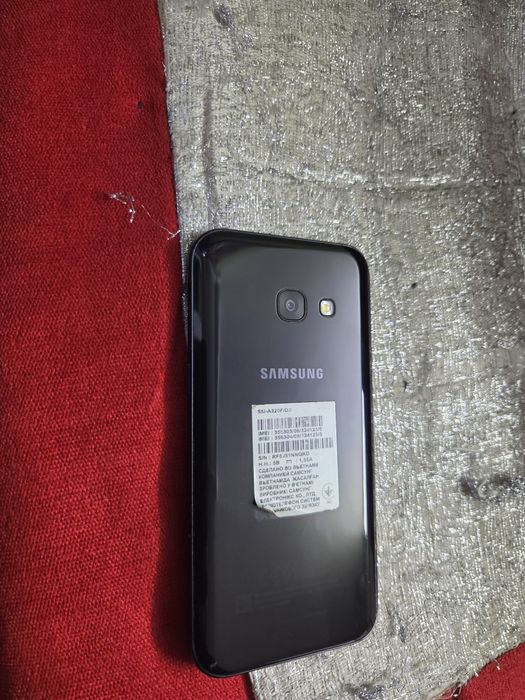 Samsung A3 (2017)