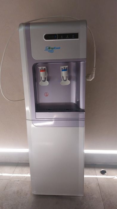 Продам кулер для воды