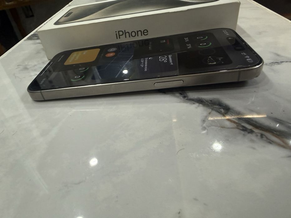 Iphone 15 pro max 256g