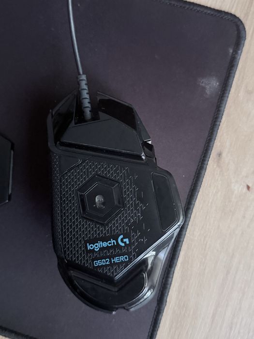Vand mouse gaming si casti