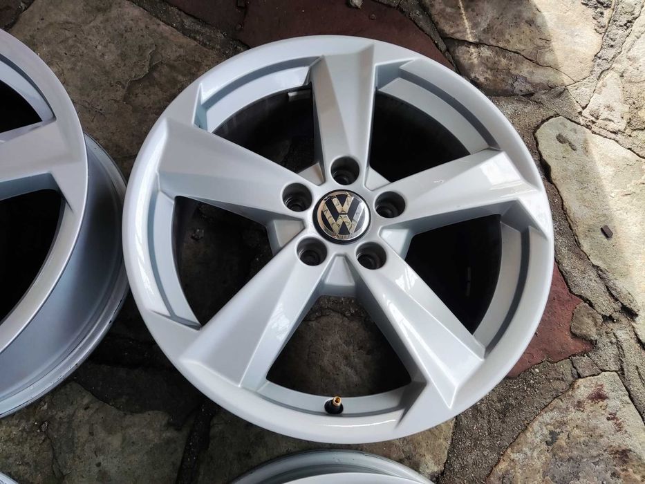 Фолксваген 5x112 - 17 цола оригинални лети джанти VW 5х112 .