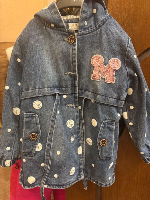 куртки и платья для девочек