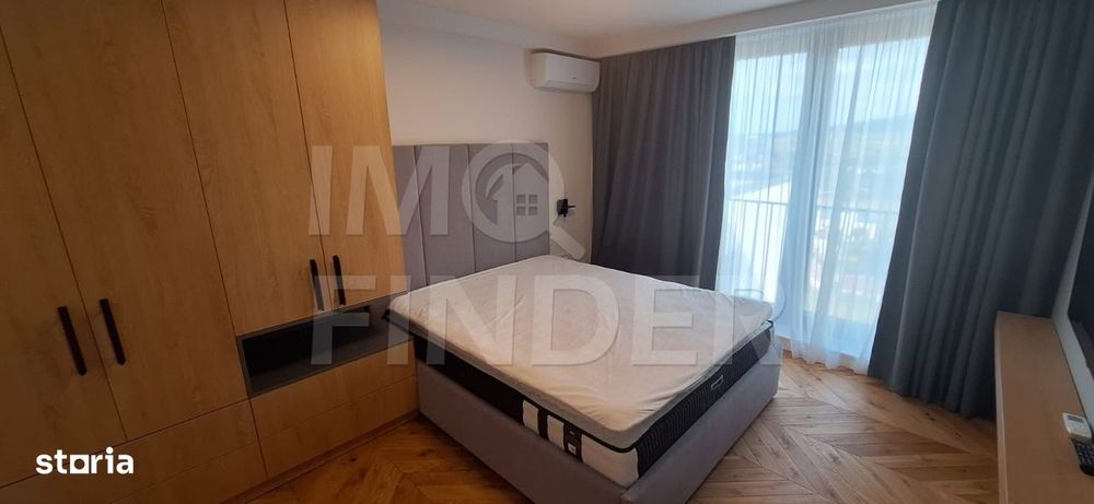 Apartament de lux cu scară interioară și terasă – Buna Ziua