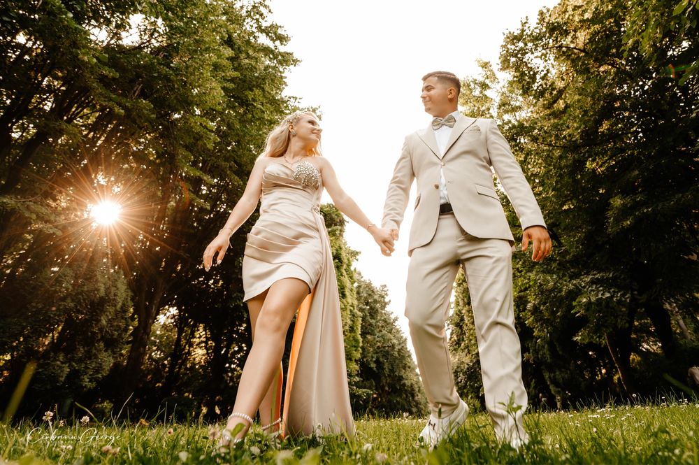 Vand rochie facuta pe comanda