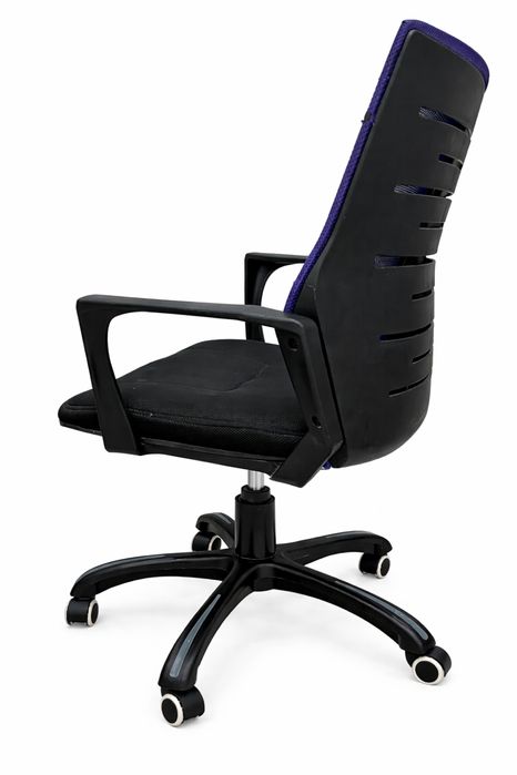 Офисное компьютерное кресло