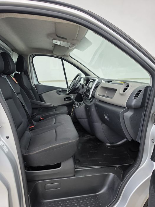 Renault Trafic  1.6dci 2017 euro6 navi Ac carlig