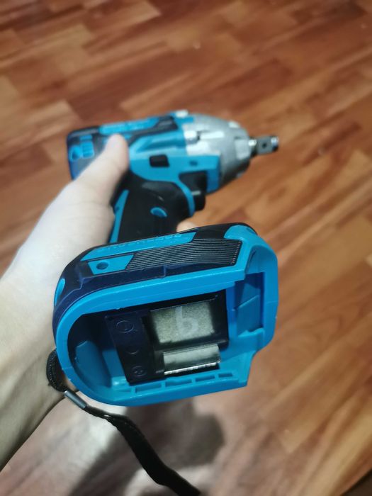 Продам гайковерт Makita новый