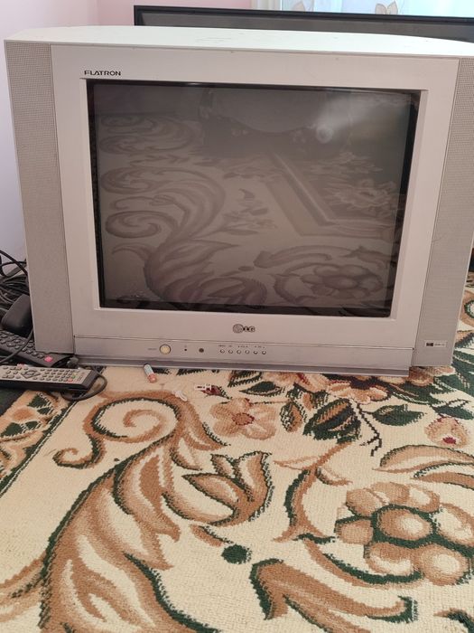 Lg televizor sotiladi