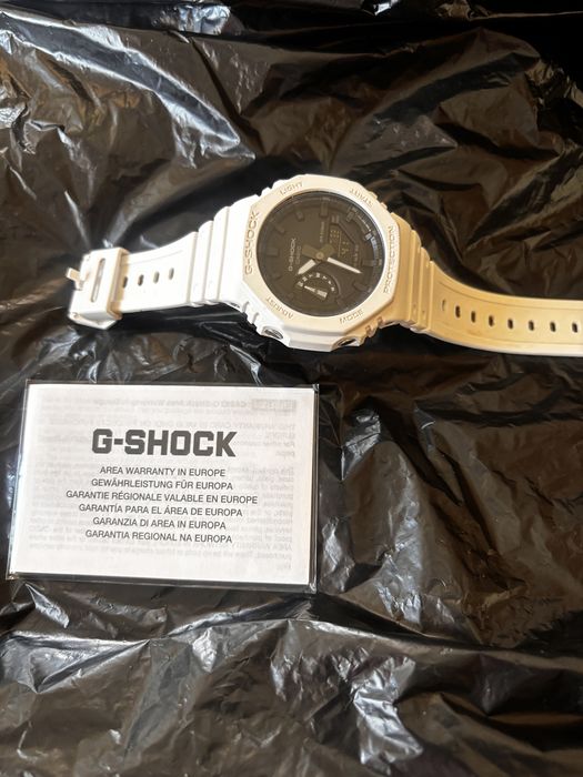часовник g-shock