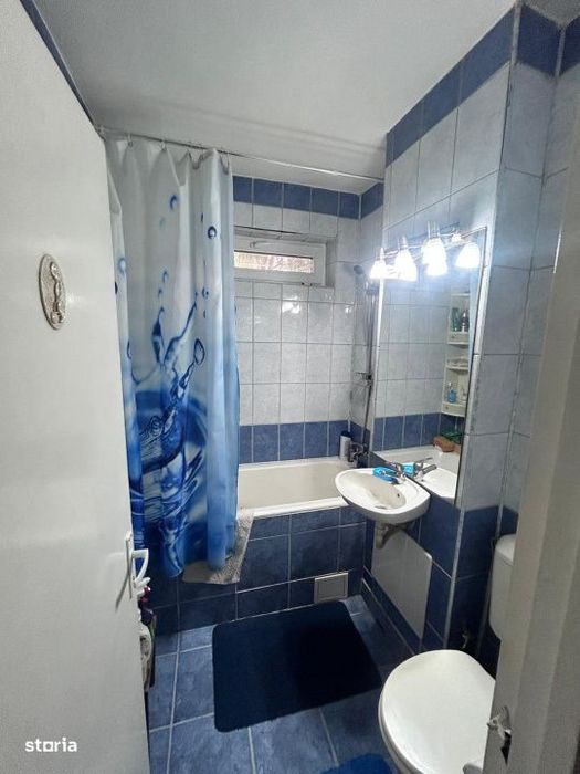 Apartament 4 camere, etaj parter, 76 mp,  Zona Narciselor