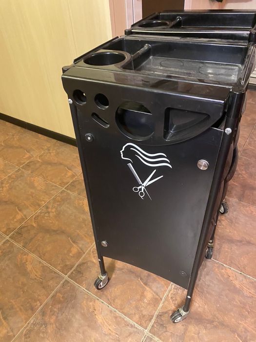 Помощник парикмахерский