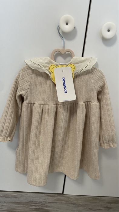 Детска рокля Lcwaikiki 9-12 м