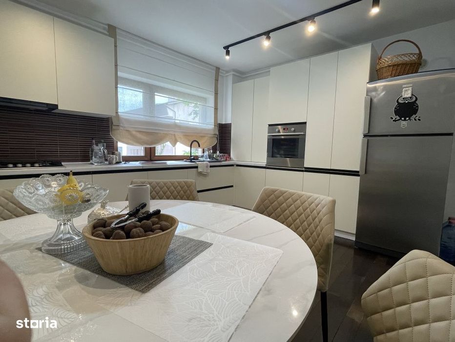 Apartament spectaculos de vanzare