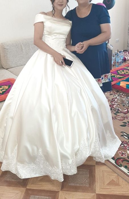 Свадебное платье в идеальном состоянии