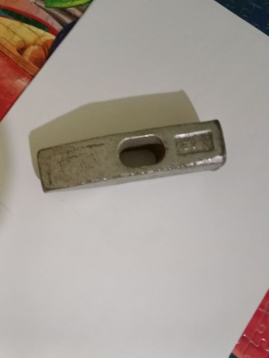 Продам молоток .