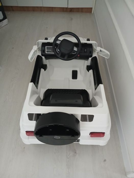 Машина с пультом