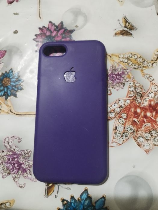 Продам чехлы для Айфона 7-8