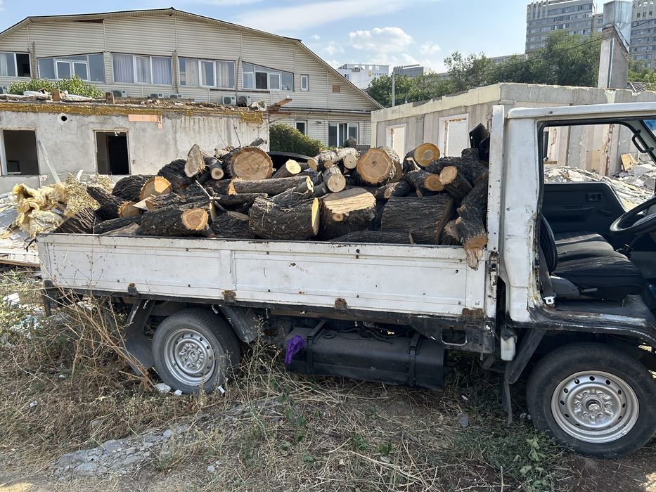 Рубленые дрова машинами