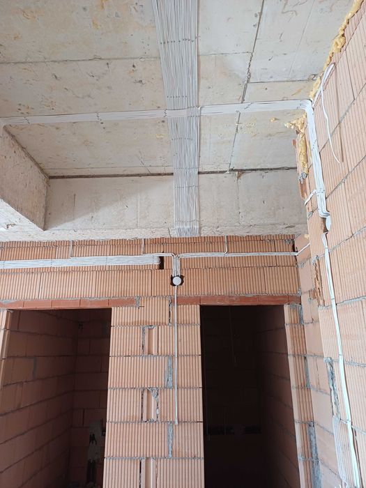 Електротехник - Ел. Услуги за гр. Варна и област Варна