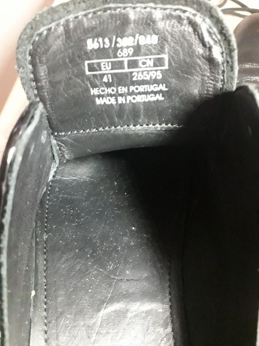 Vand pantofi barbatesti de piele