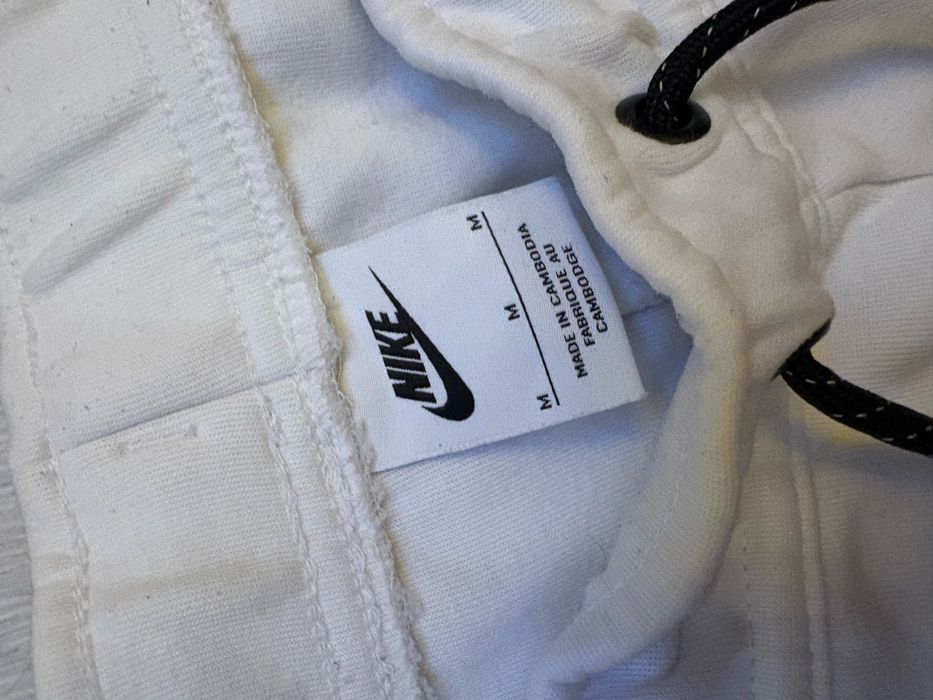 Nike Tech Fleece pantaloni alb marimea M
