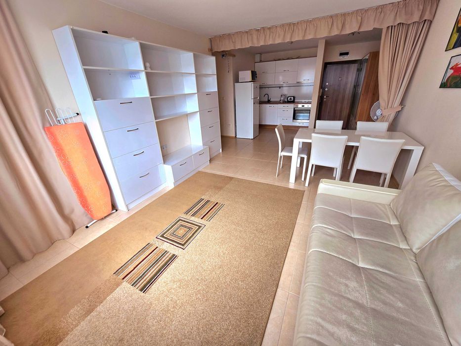Продава се Двустаен апартамент в с. Равда, Област Бургас - 75 кв.м за 714 €/кв.м - Снимка #1