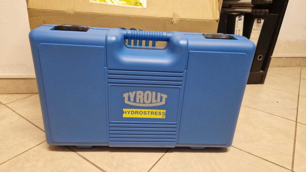 Masina de carotat DME22SU