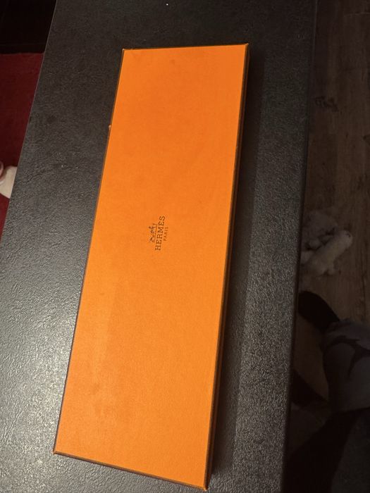 cravata hermes originala