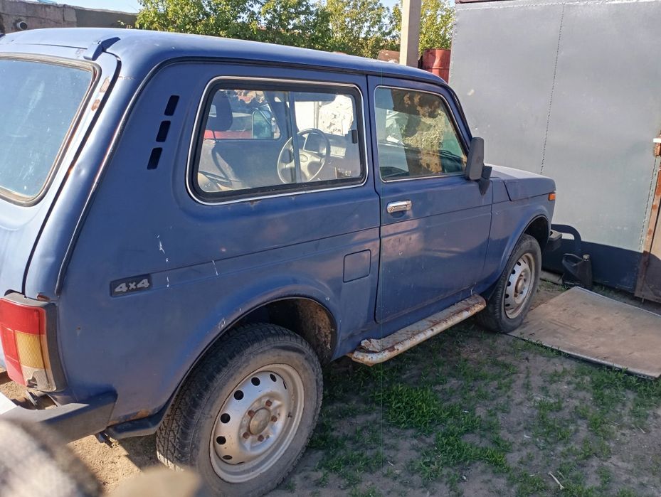 Продам ваз 21213