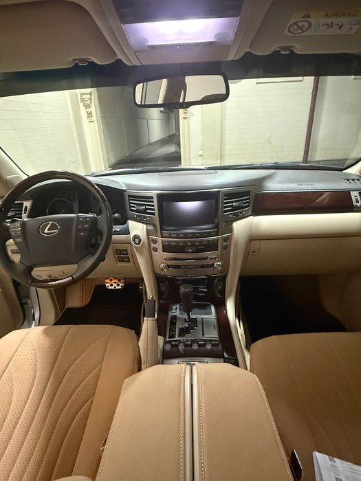 Продается Lexus 570 LX Sport