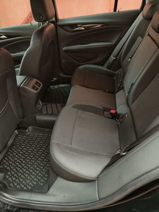 Faruri led iLux matrix,unic proprietar in Romania