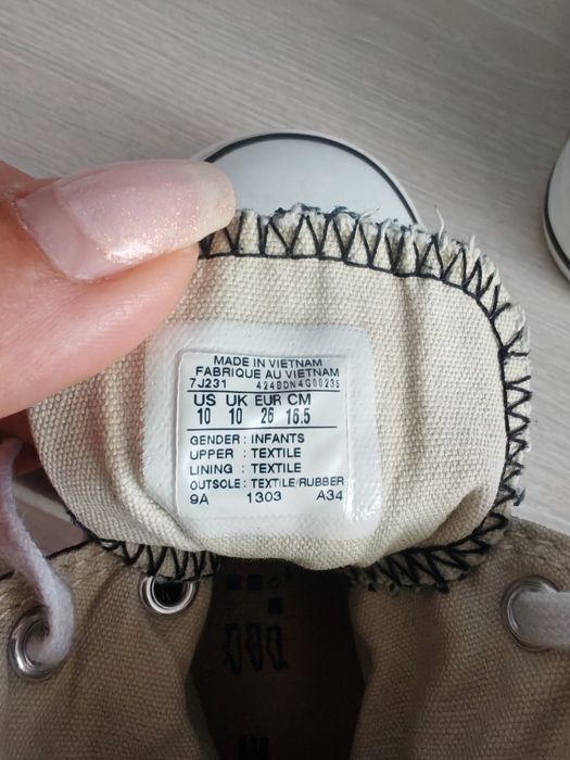 Tenesi Converse baieti, marime 26