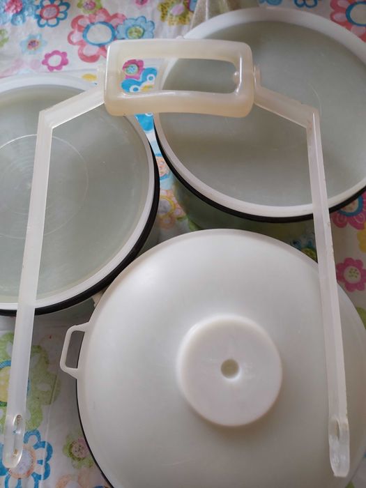 Съдове/баки за храна