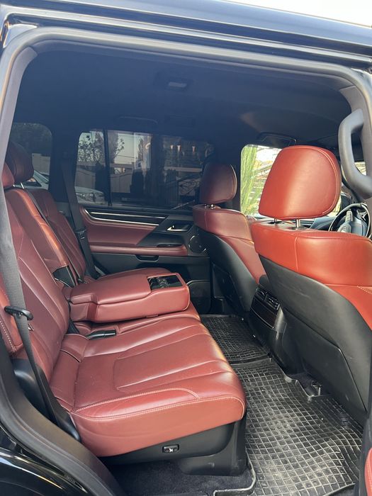 Аренда авто с водителем